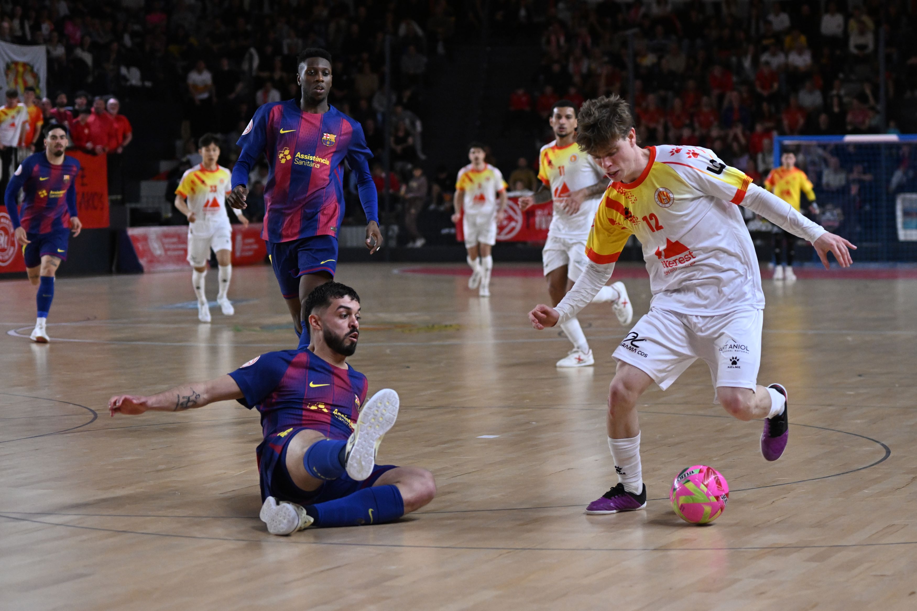 Industrias Santa Coloma 3 - Barça 7 